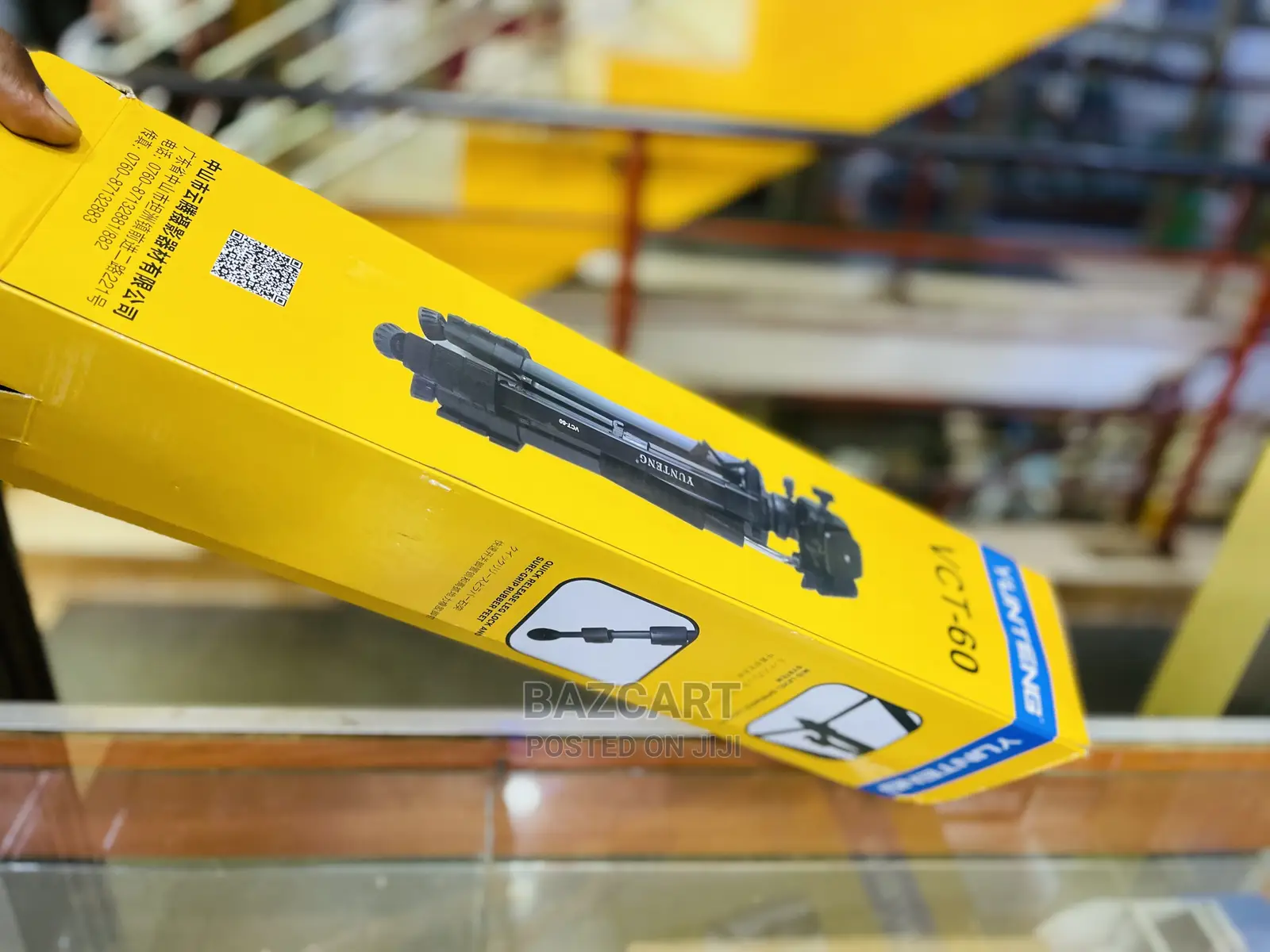 Professional Camera Tripod - Heavy Duty
