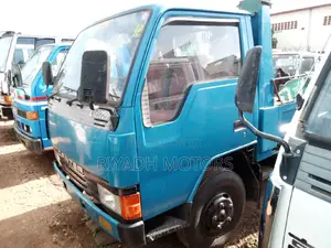 Canter Dumper With 33engine