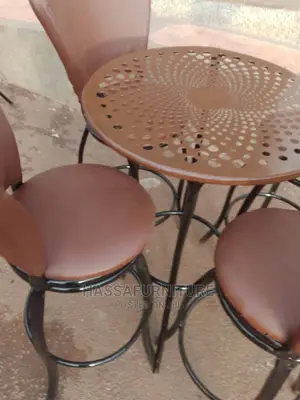 Bar Stools and Table Brand New