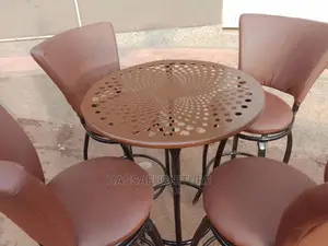 Bar Stools and Table Brand New