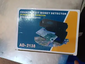 Counterfeit Currency Detector With Magnifying Glass