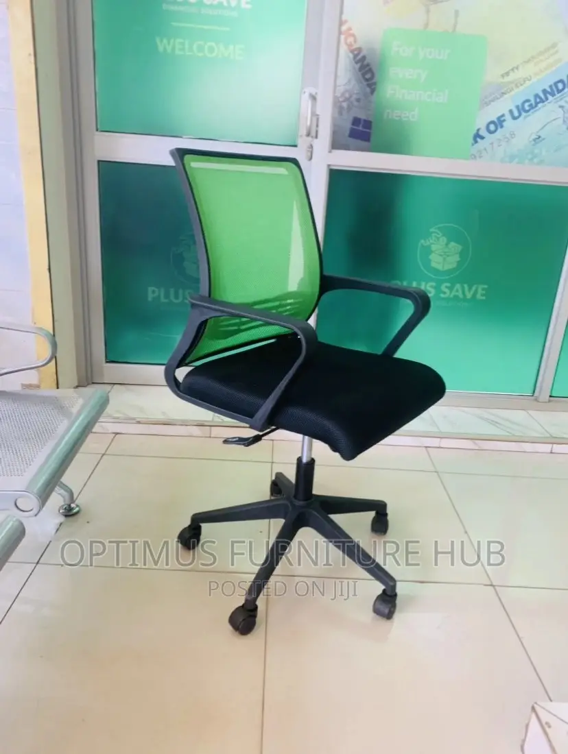 Mesh Chair (Colored)