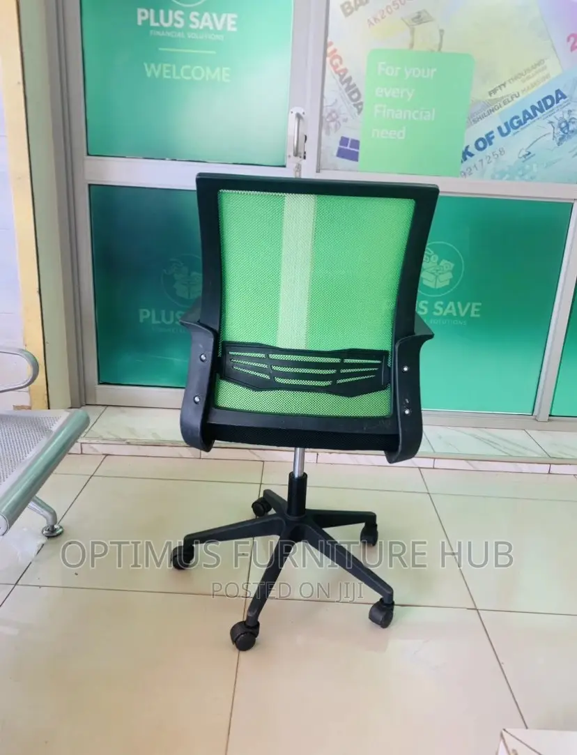 Mesh Chair (Colored)