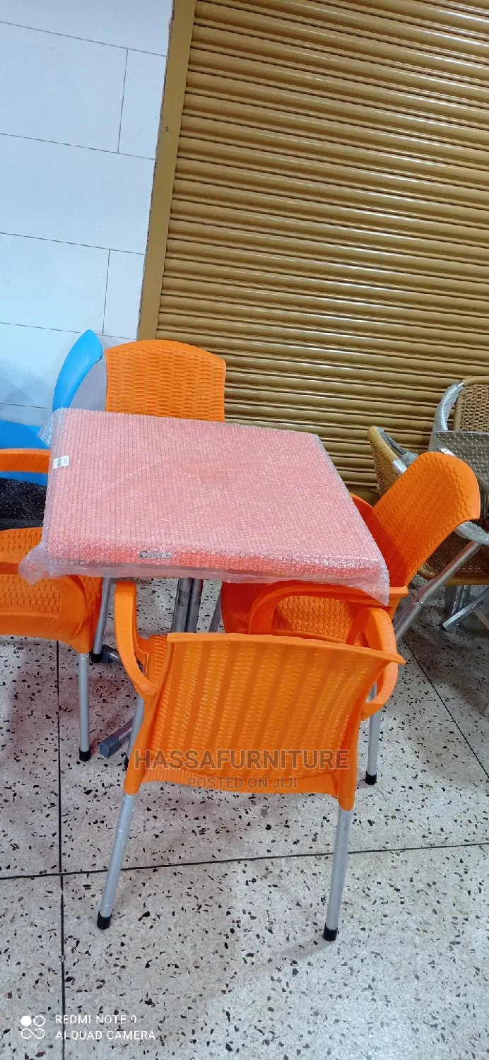 Plastic Restaurant Set 4seaters