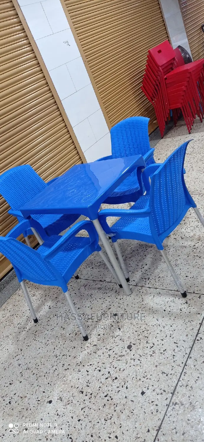 4seaters Bar and Restaurant Set