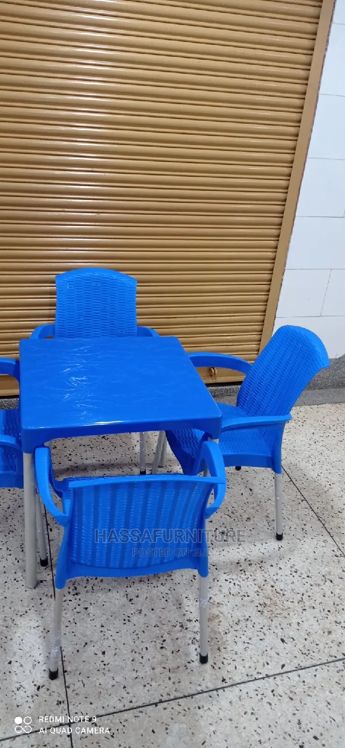 4seaters Bar and Restaurant Set