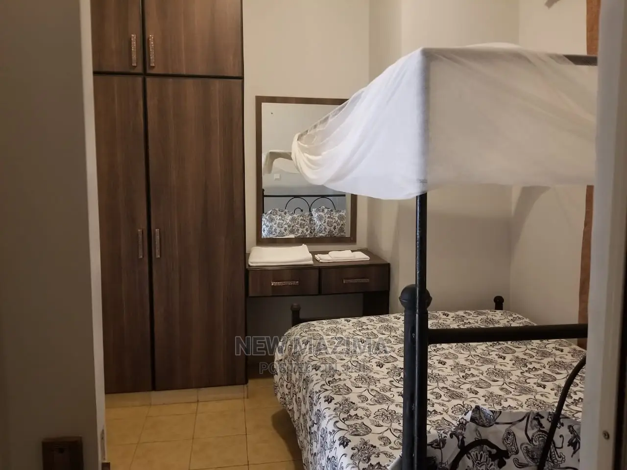 Very Classic Hotel With 16 Self Contained Rooms Onsale Ntebe