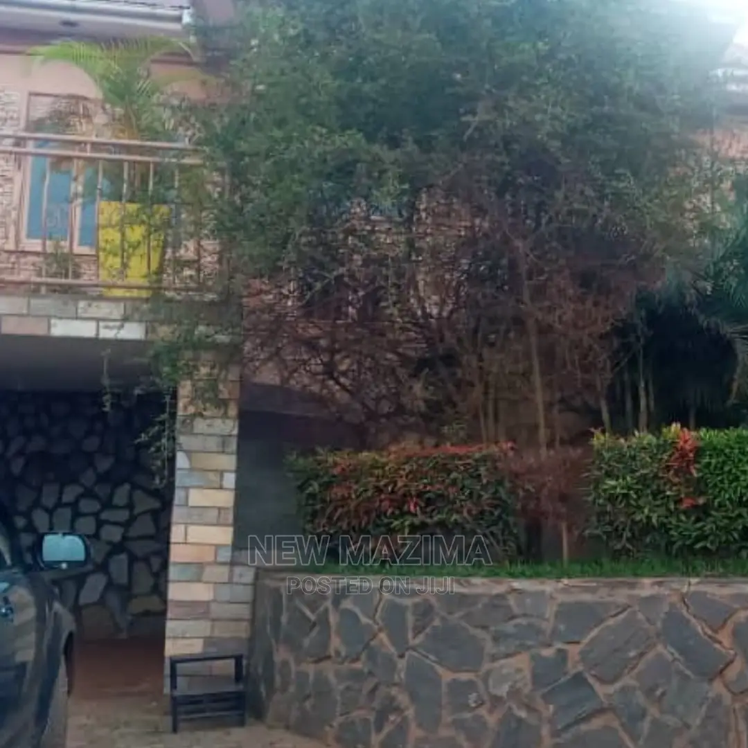 3bdrm House in Namasuba Ndejje, Division a for Sale