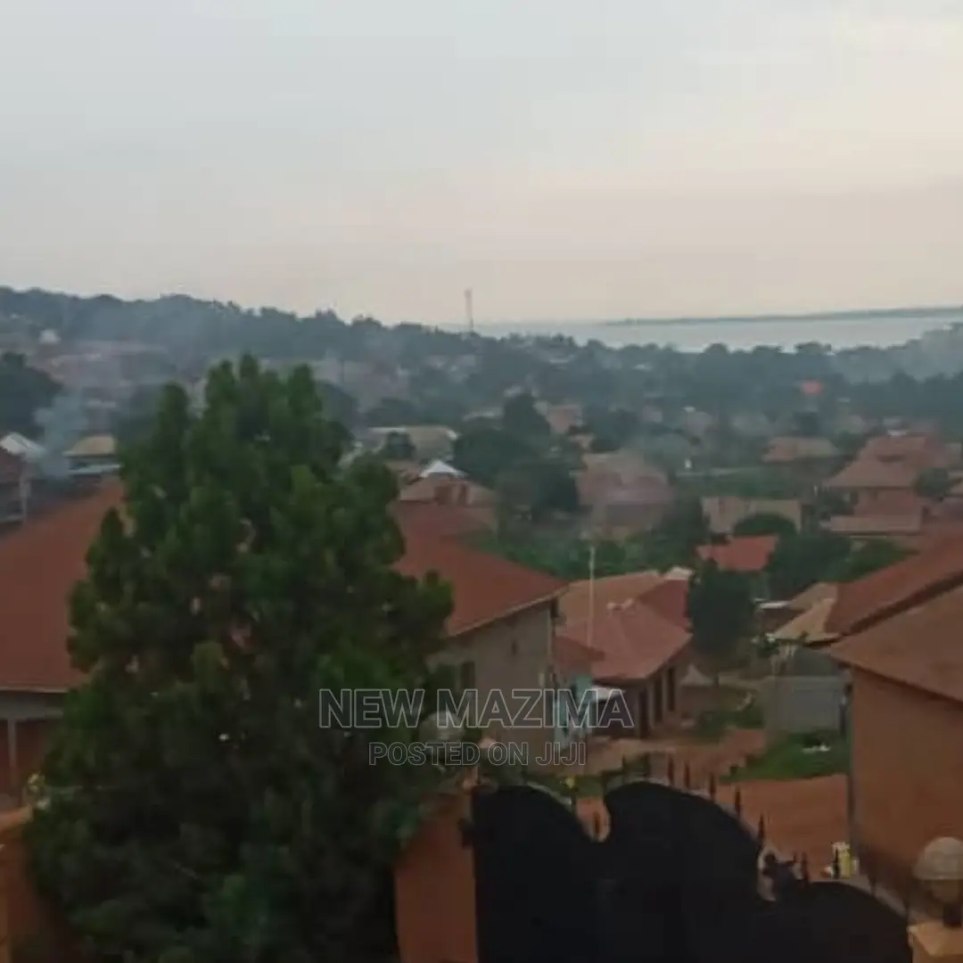3bdrm House in Namasuba Ndejje, Division a for Sale