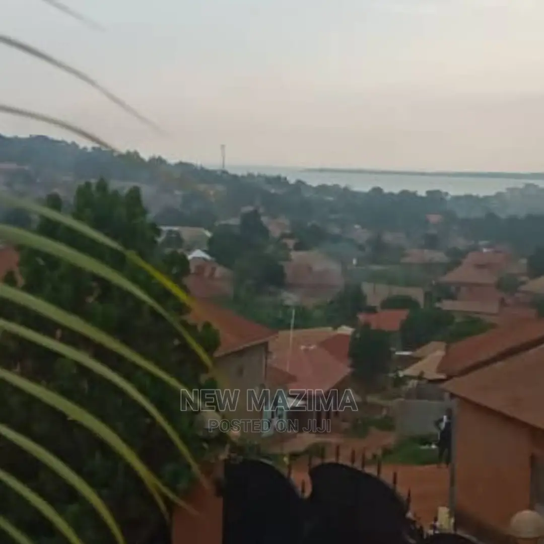 3bdrm House in Namasuba Ndejje, Division a for Sale