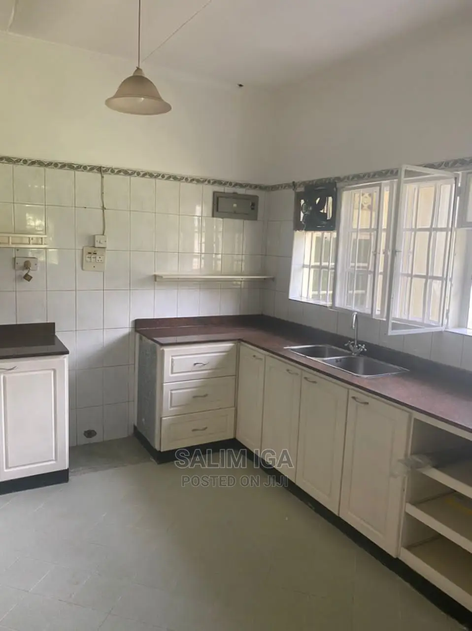 4bdrm Duplex in Kololo Property, Central Division for Rent