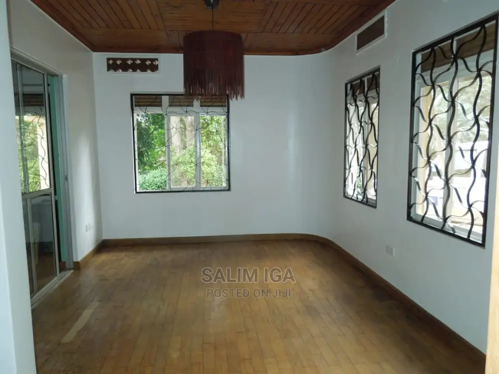 3bdrm Duplex in Kololo Property, Central Division for Rent
