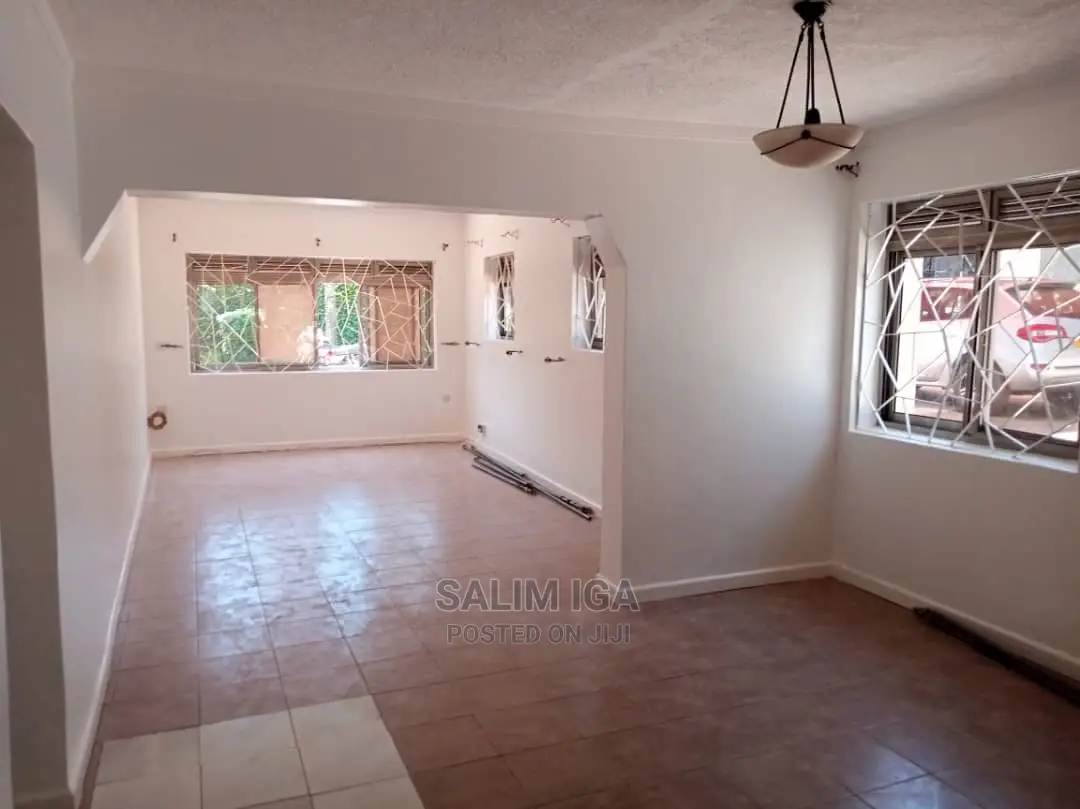 4bdrm Bungalow in Kololo Property, Central Division for Rent