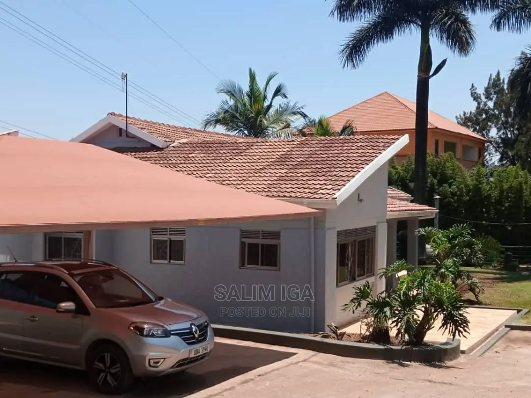 4bdrm Bungalow in Kololo Property, Central Division for Rent