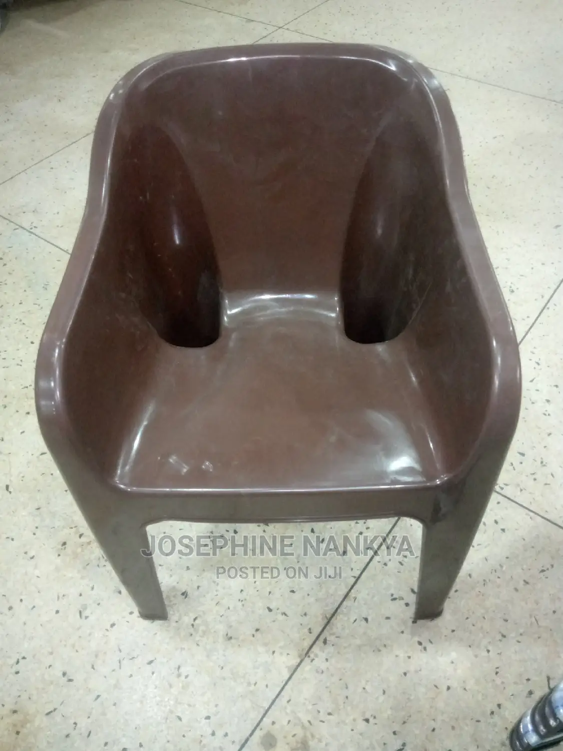 Plastic Sofa Chair, Coffee Brown