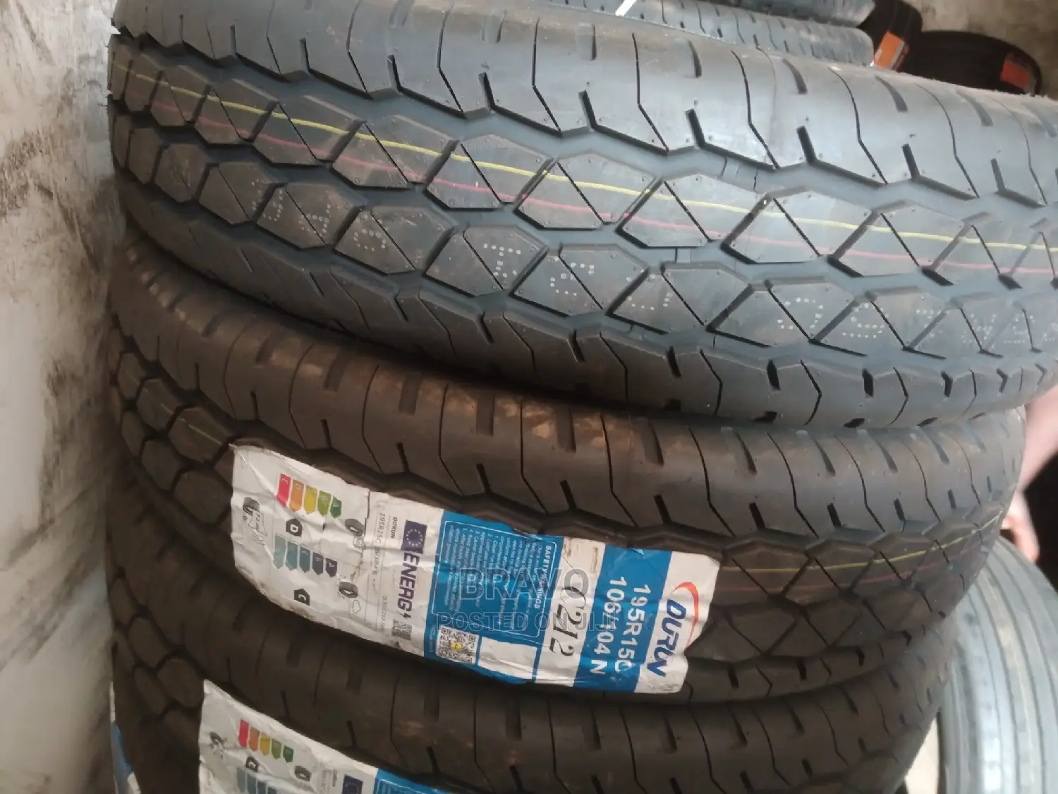 195R15C Mudterrain Tire