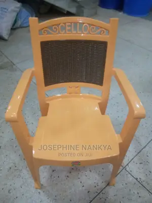 Plastic Mouled Chair, Cream Colour