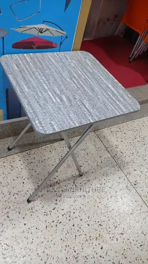 Foldable Reading Table
