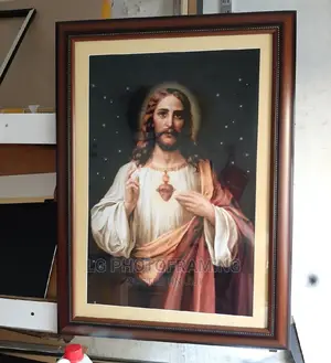 Photo - Jesus Portraits Framing