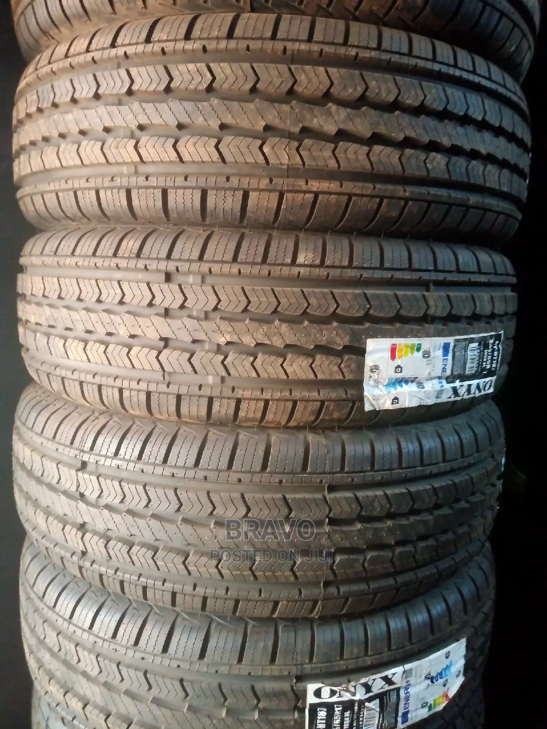 235/65r17 Onyx