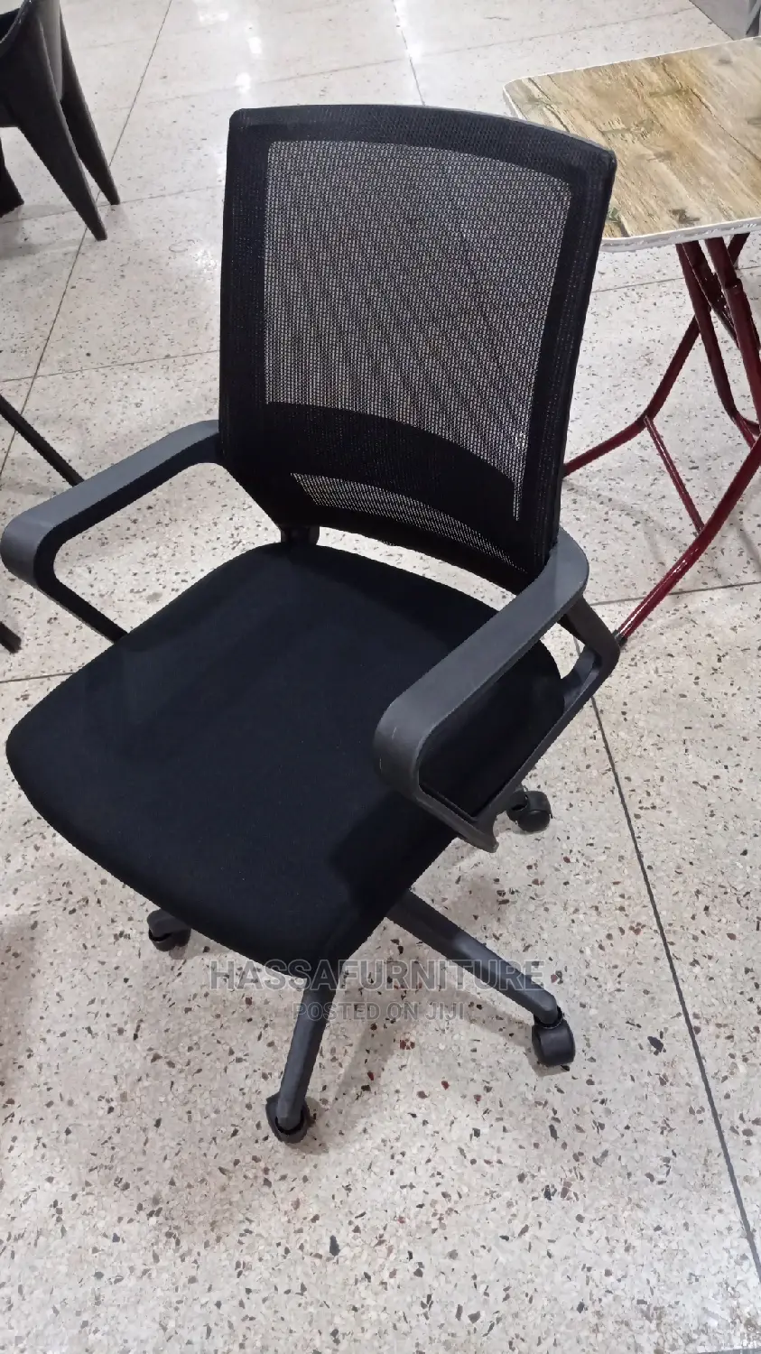 Simple Mesh Office Chair