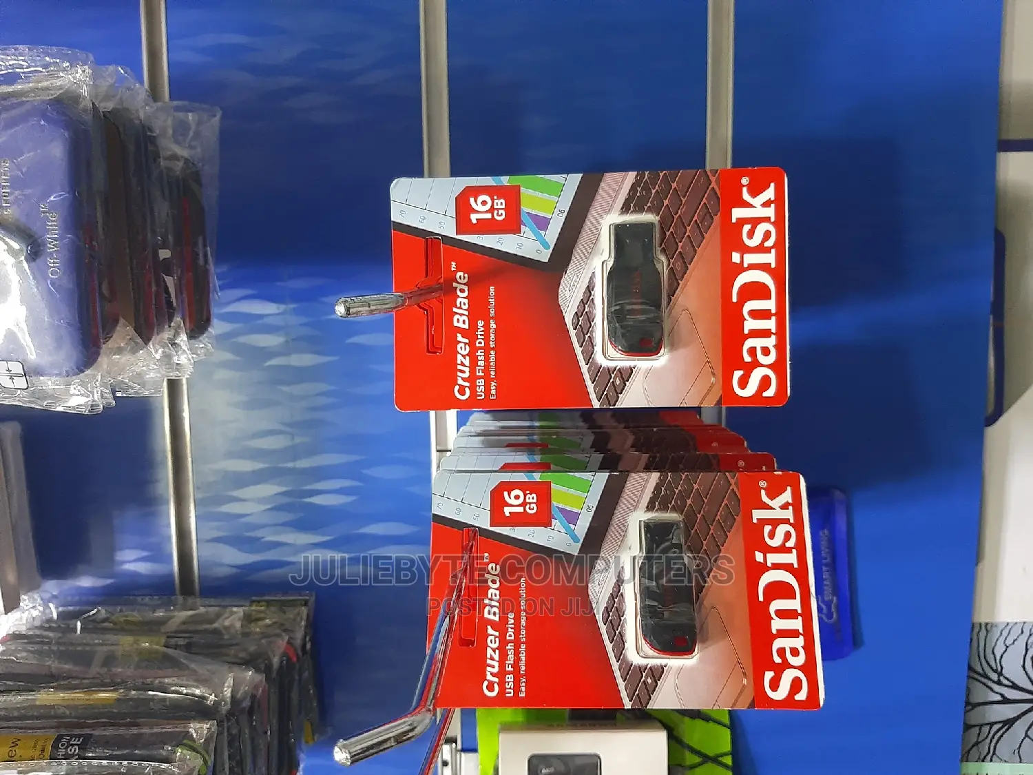 16gb Sandisk Flash Drives
