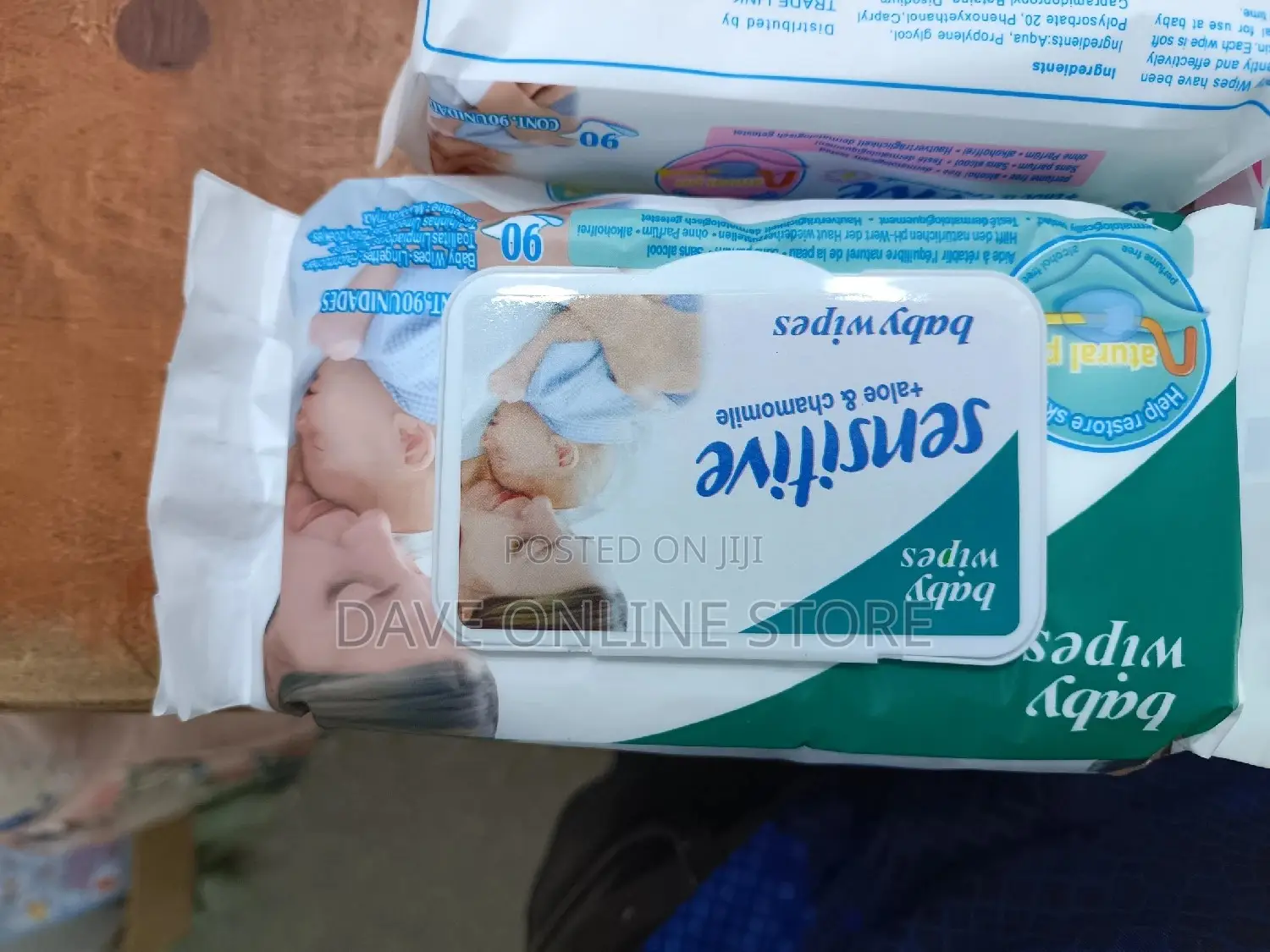 90 Pcs Sensitive Baby Wipes.