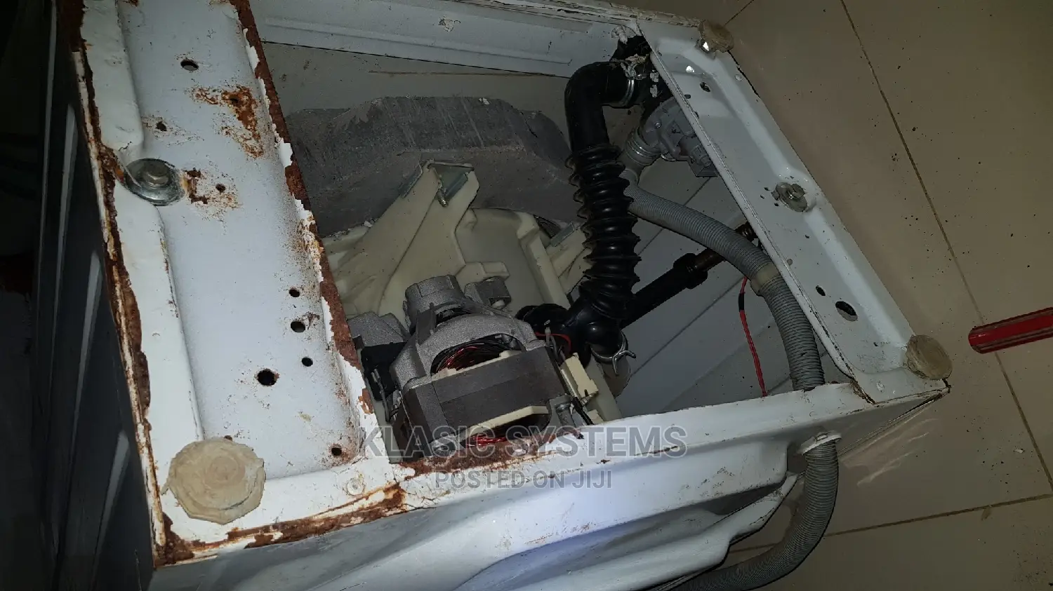 Drainage Pump Repair for Washing Machine