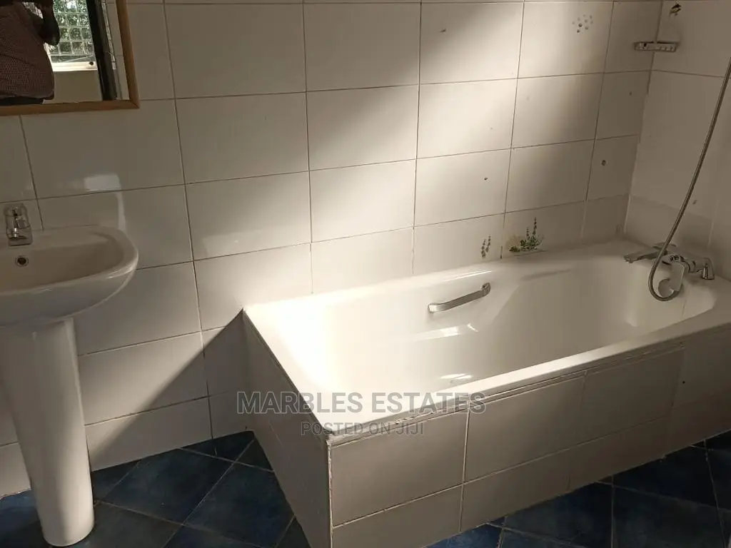 4bdrm House in Muyenga, Central Division for Rent