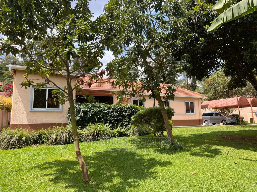 4bdrm Bungalow in Mbuya, Central Division for Rent