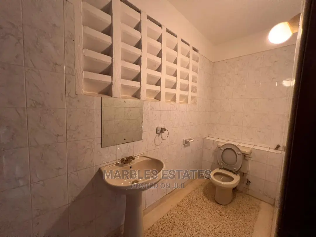 3bdrm House in Mbuya, Central Division for Rent