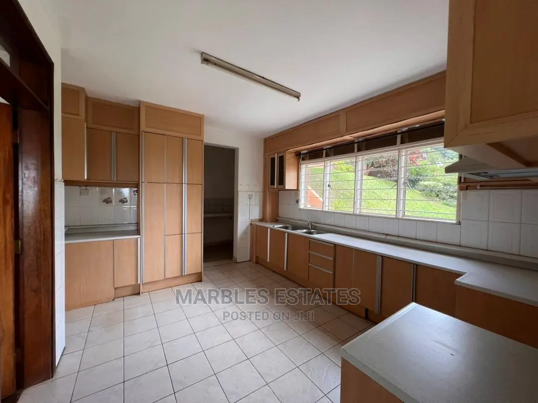 3bdrm House in Mbuya, Central Division for Rent