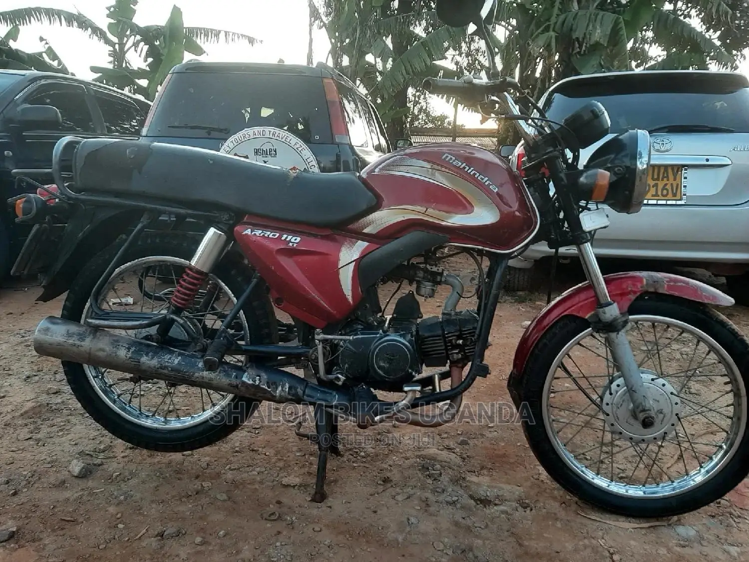 Mahindra Gusto 2018 Red