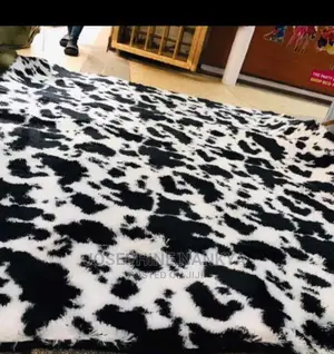 Centre Carpet, Black and White