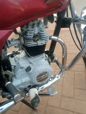 Bajaj Avenger 150 Street 2019 Red