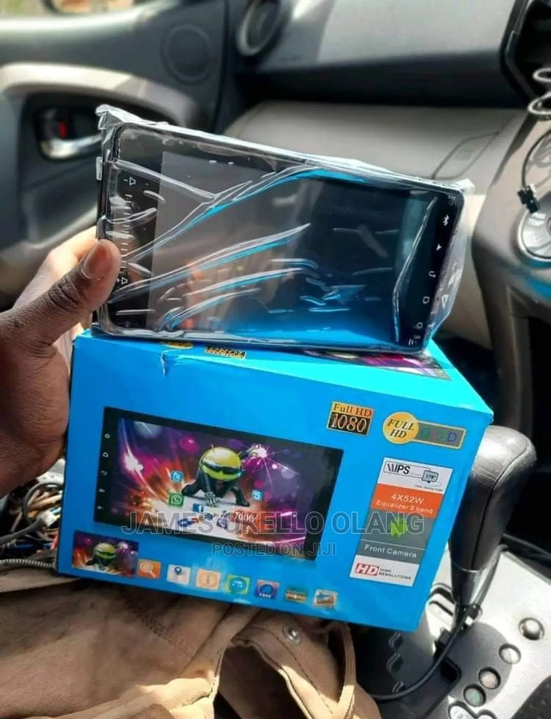 Car Radio With Touchscreen And Android