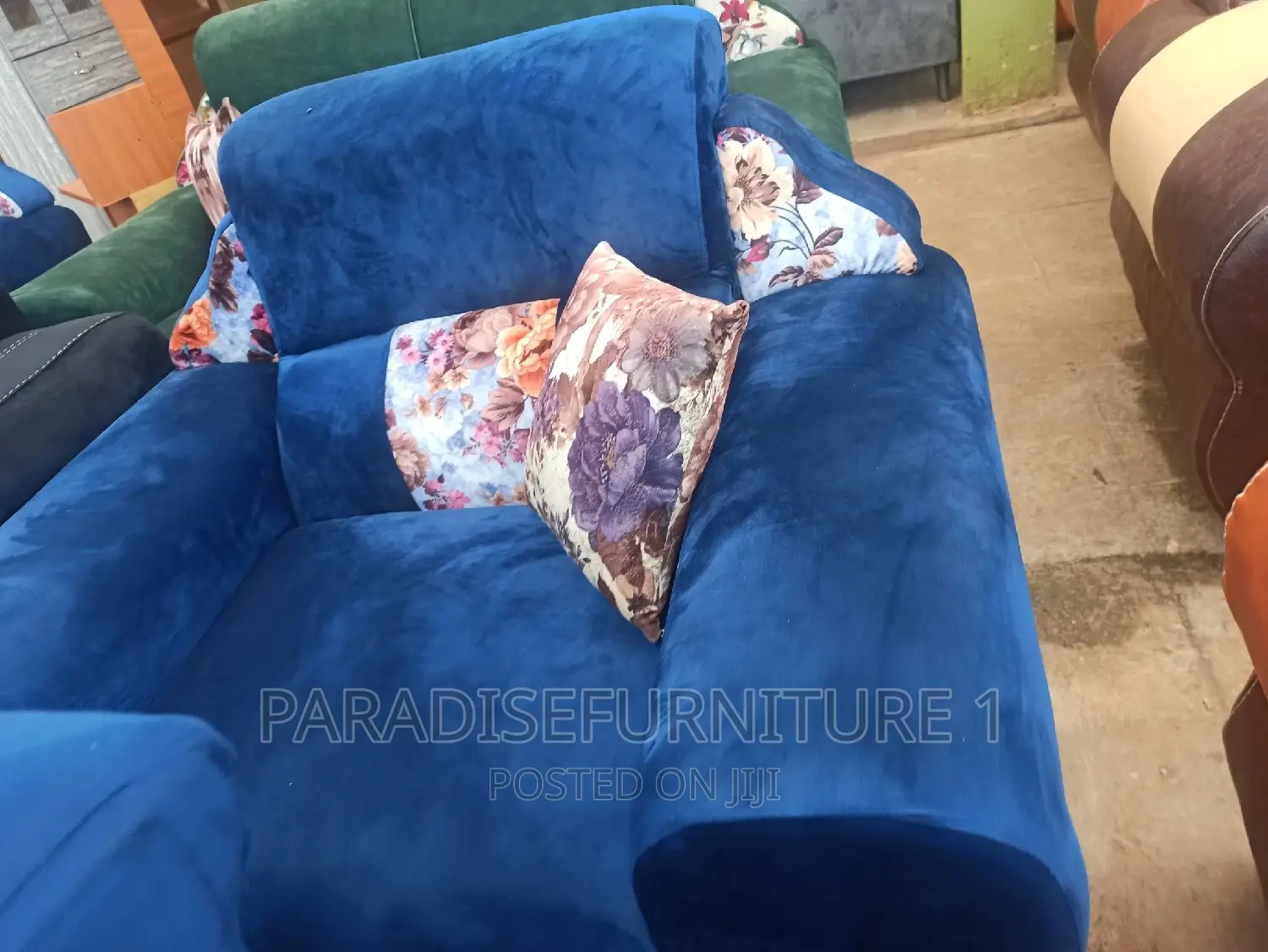 Sofa Set on Sale