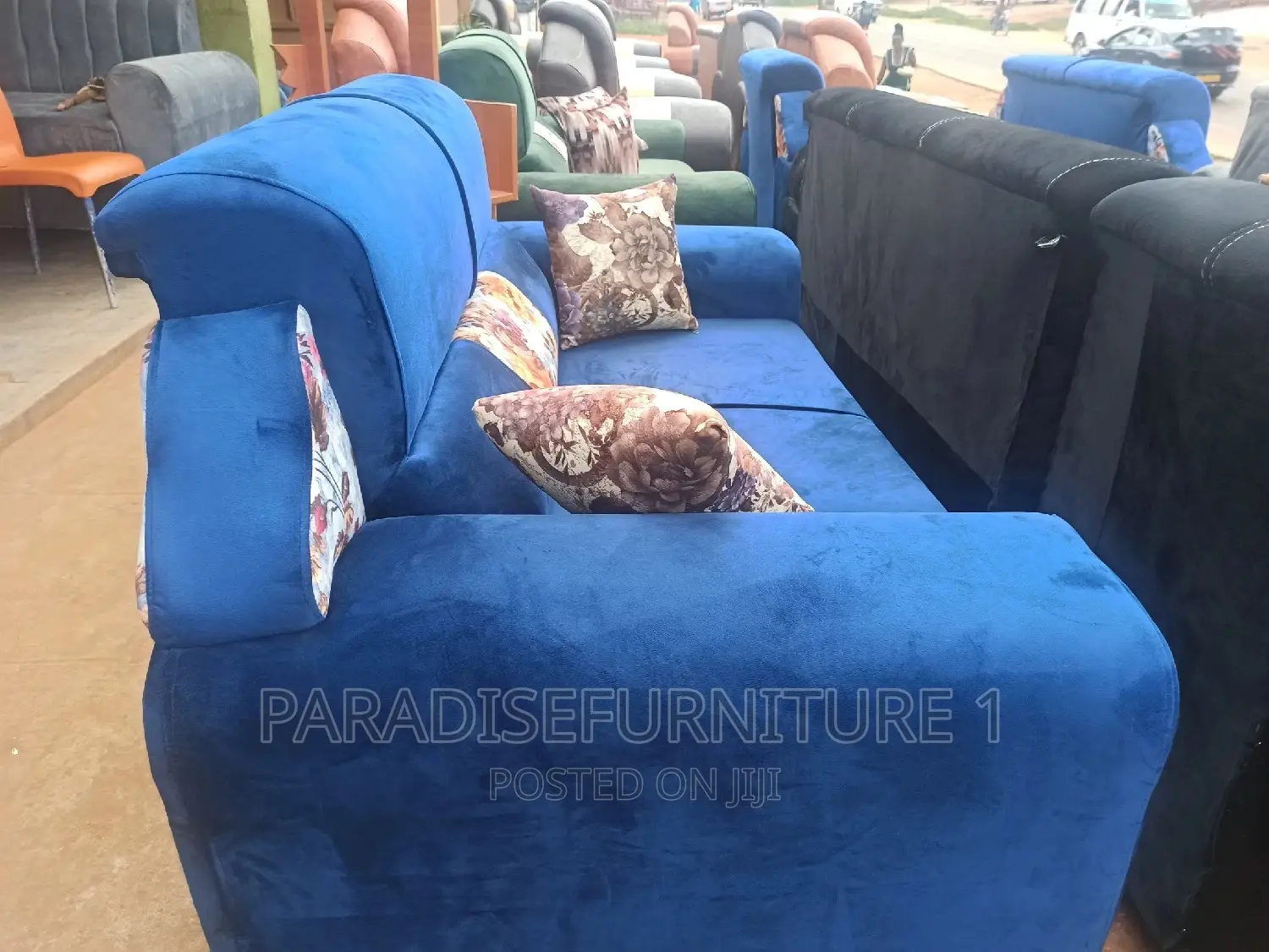 Sofa Set on Sale