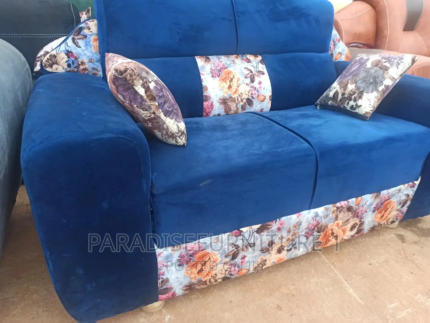 Sofa Set on Sale
