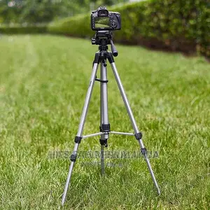 Extendable Universal Tripod Stand