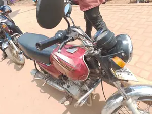 Bajaj Boxer 2007 Red