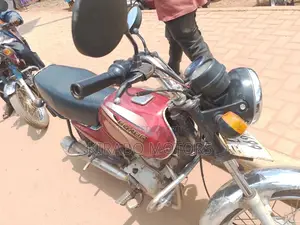 Bajaj Boxer 2007 Red