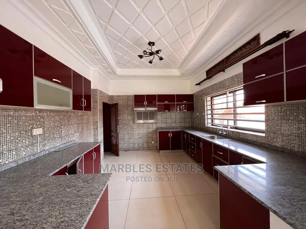 5bdrm Bungalow in Ntinda, Central Division for Rent