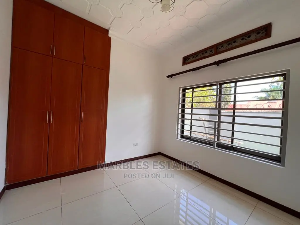 5bdrm Bungalow in Ntinda, Central Division for Rent