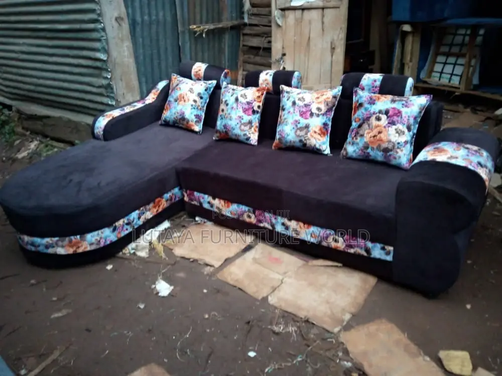 Sofa Set With Cushions for Sale