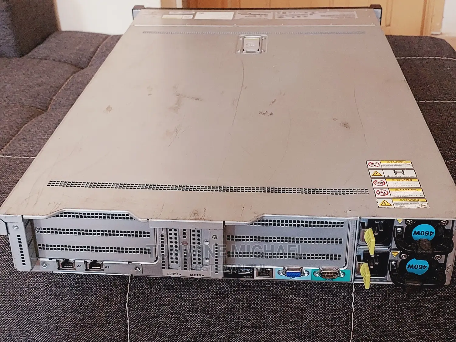 Server Huawei OceanStor 5500 V3 32GB Intel Xeon HDD 500GB