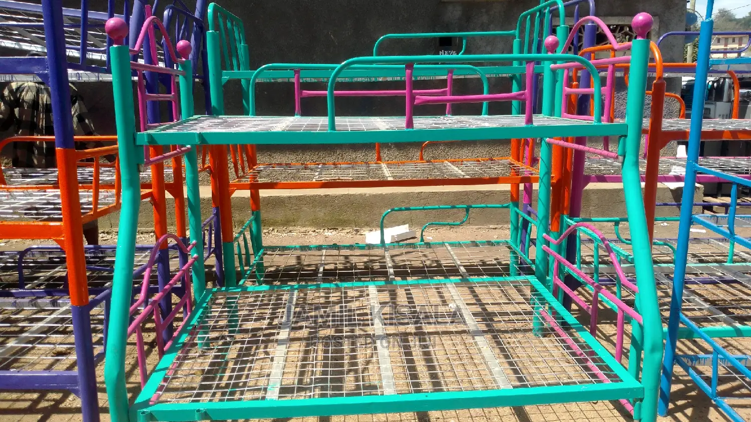 2 Decker Metallic Bed With 4by6