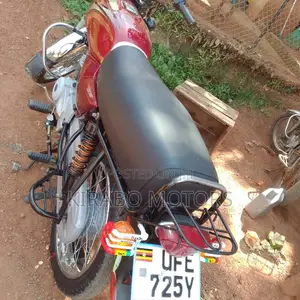 Bajaj Boxer 2022 Red