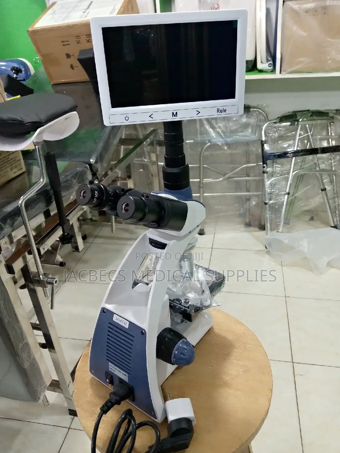 Trinocular Microscope