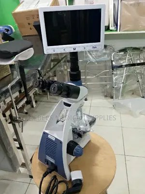 Trinocular Microscope